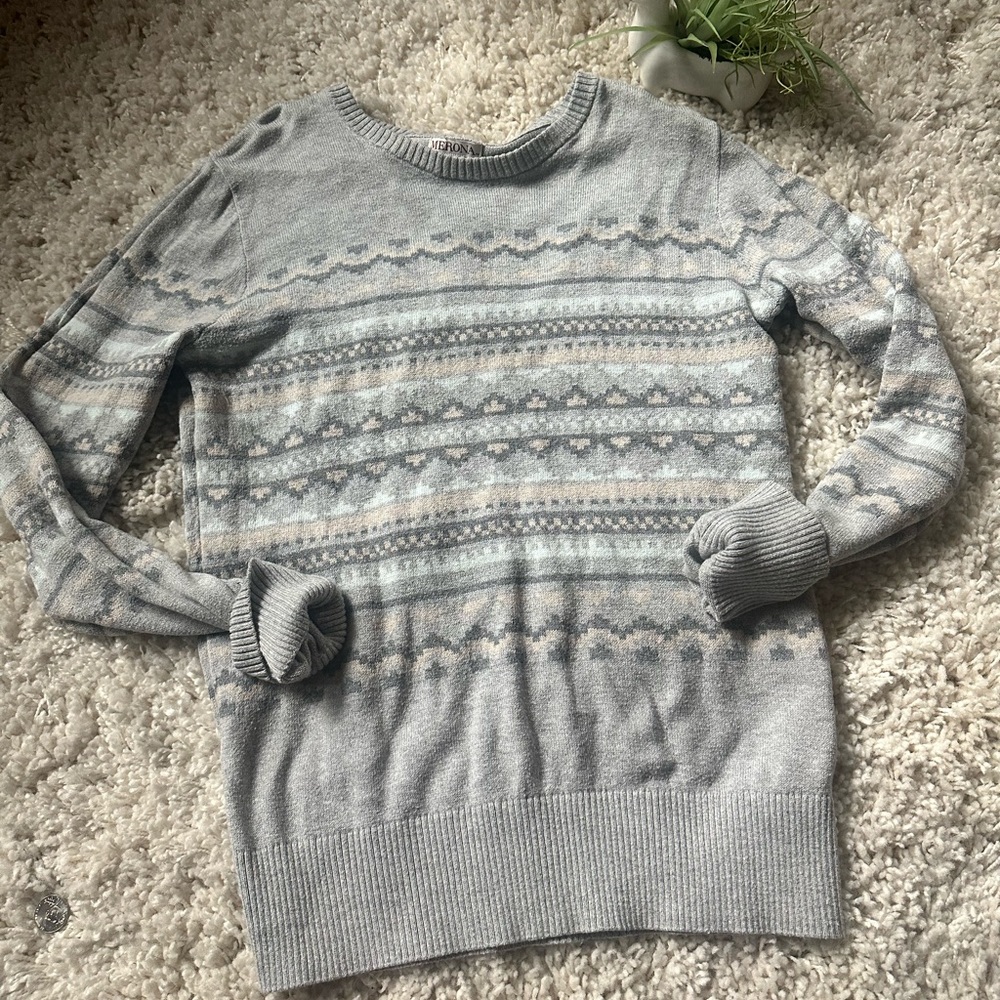 Merona Grey crewneck women soft vintage preppy colorful long sleeve cozy…